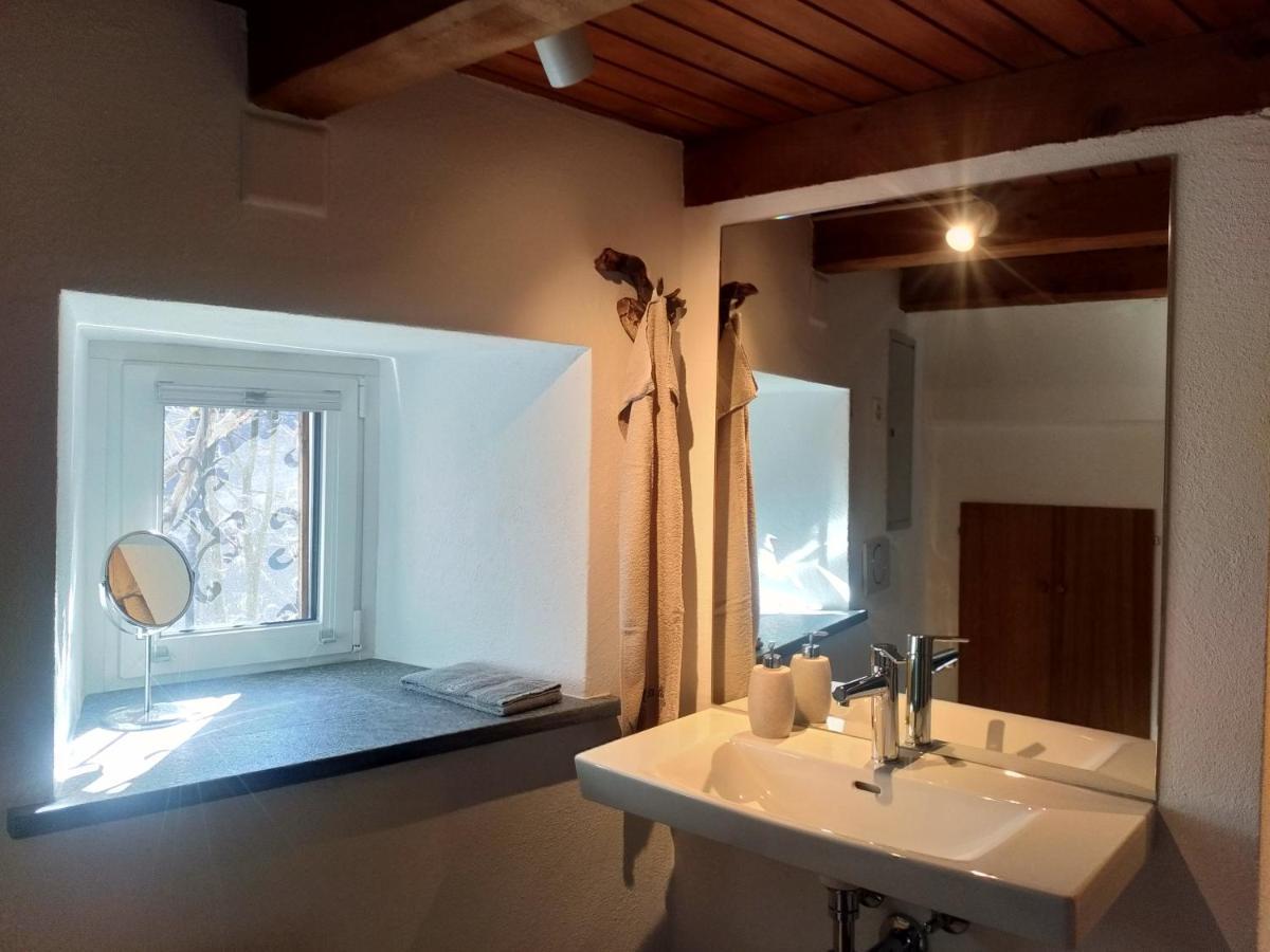 Rustico "Casa Di Sasso" Villa Intragna Luaran gambar